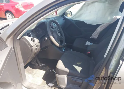 2011 Volkswagen Tiguan S from USA, damaged, VIN WVGAV7AX3BW535944